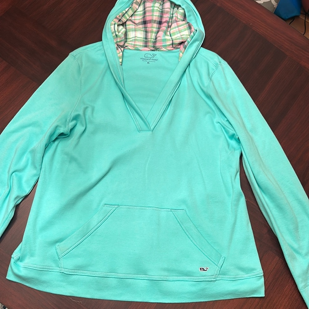 Women’s VNeck Hooded Pullover